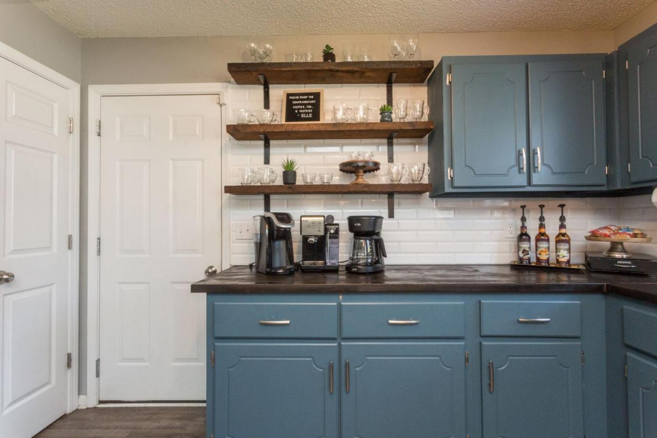 Once-In-A-Lifetime Coffee-Themed Stay For Up To 8 Clarksville Kültér fotó